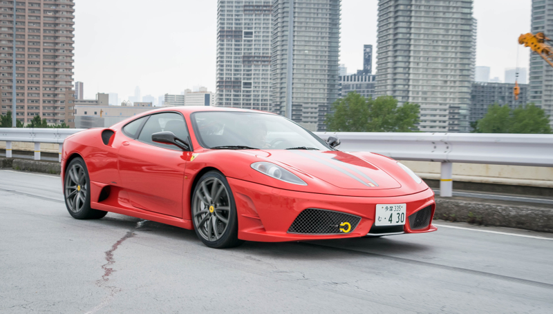 Illustration for article titled Japan's Parking Lot Car Meets Are Weird And Wonderful Even In The Middle Of The Day